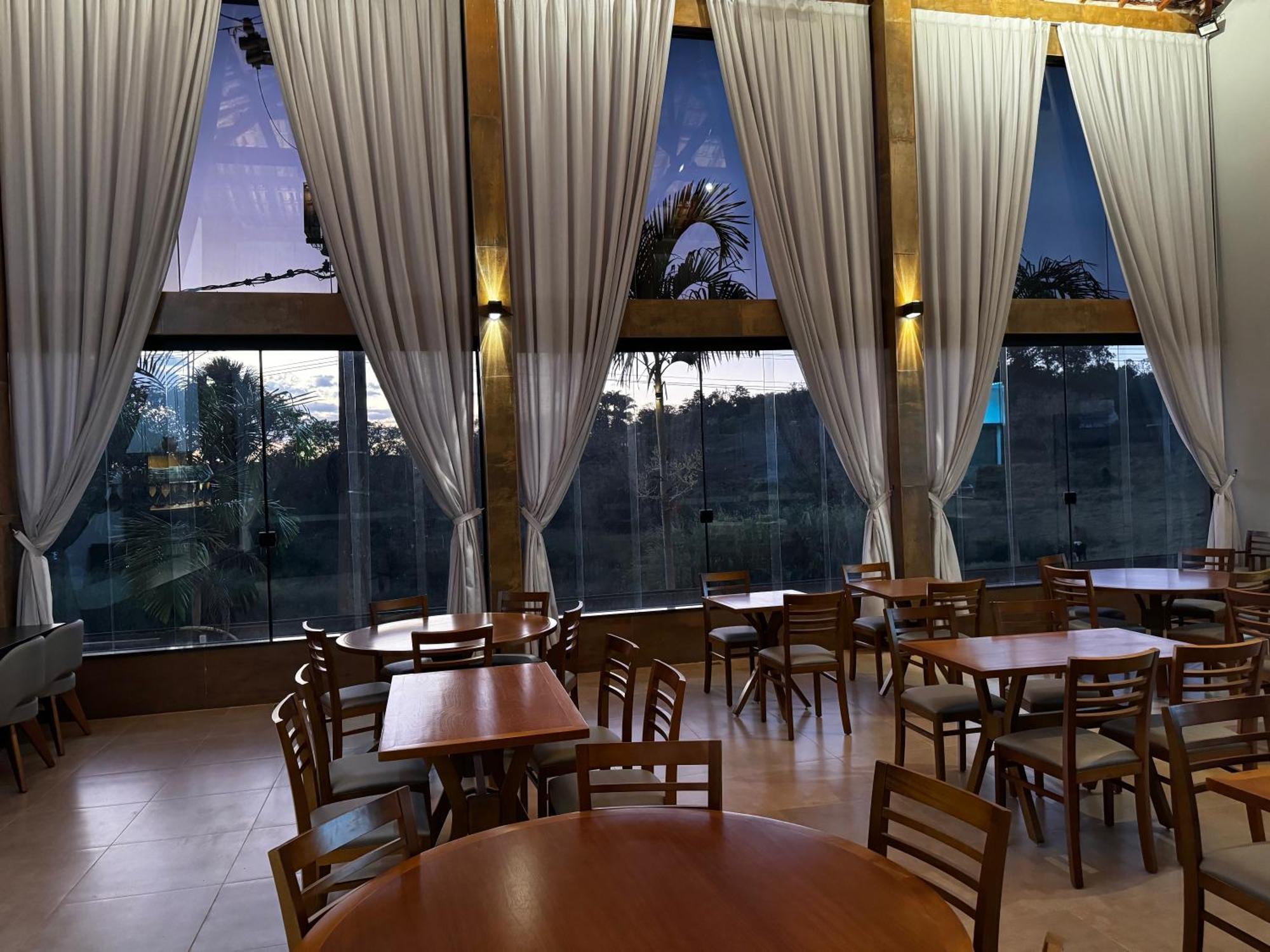 Pousada E Restaurante Terra Rossa São José do Rio Pardo Dış mekan fotoğraf